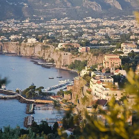 Albireo Suites Luxury Oda ve Kahvaltı